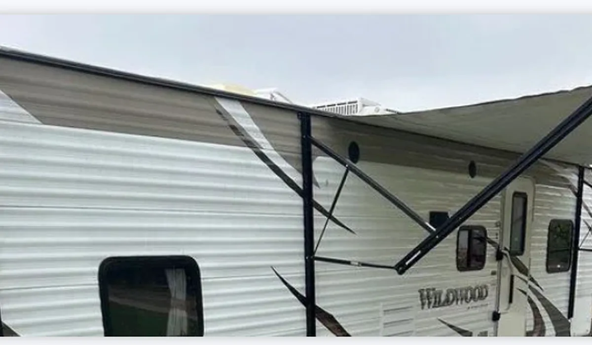 RV awning service