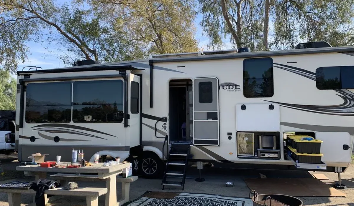 Mobile RV repair